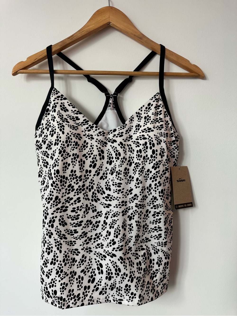 NWT Nike Swim Black White Animal Print V-Neck Tankini Swim Top Medium NESSC282